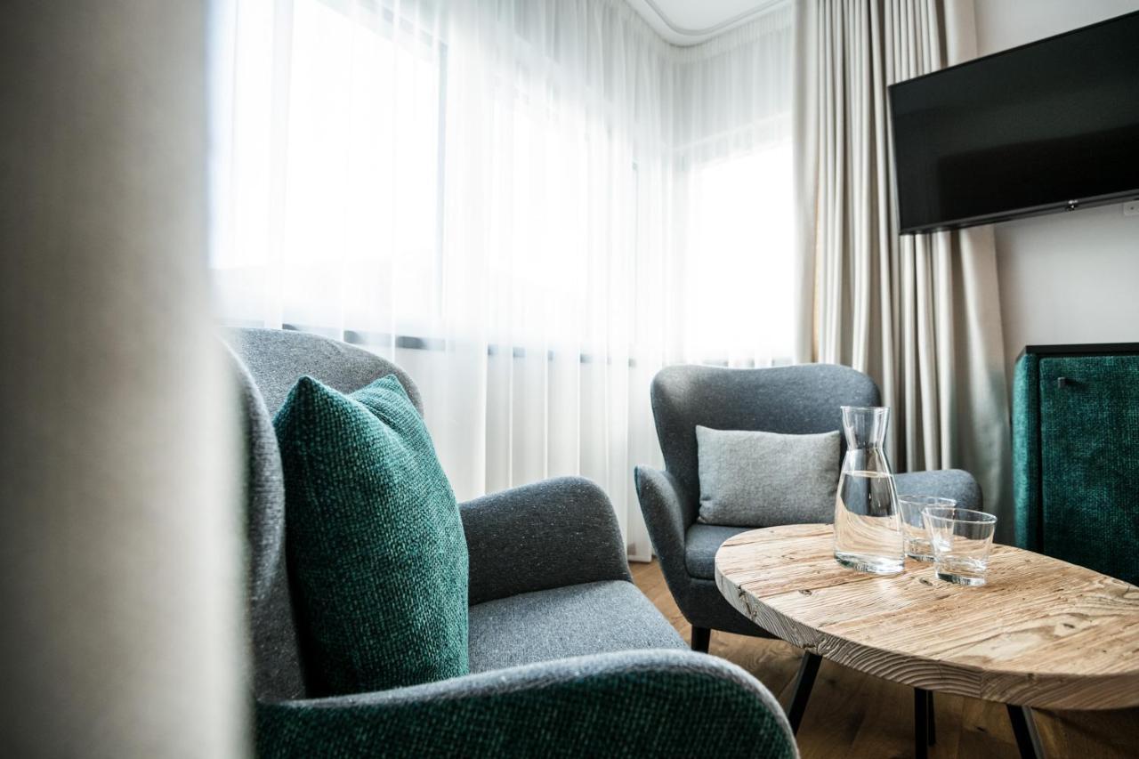 Hotel Ciasa Tama ラ・ヴィッラ エクステリア 写真